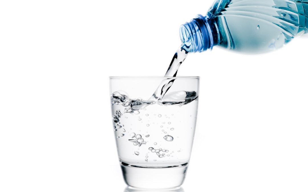 Does drinking too little water cause back pain?